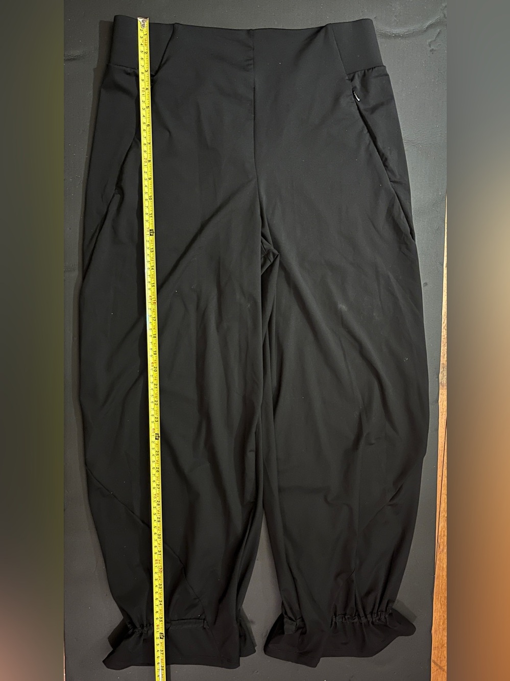 ACEGOLFS More Than Basic Performance Ruffle Pants - Picture 13 of 15
